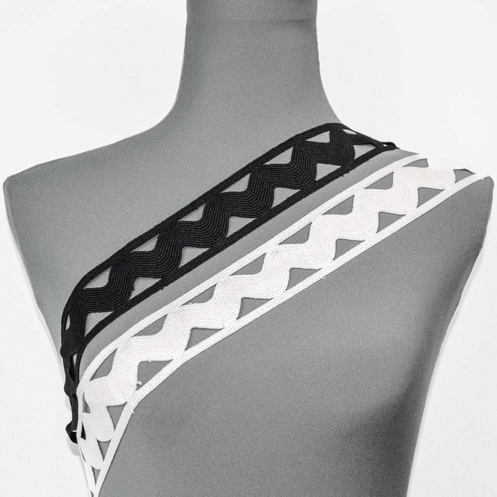 Winding Path Lace Trim