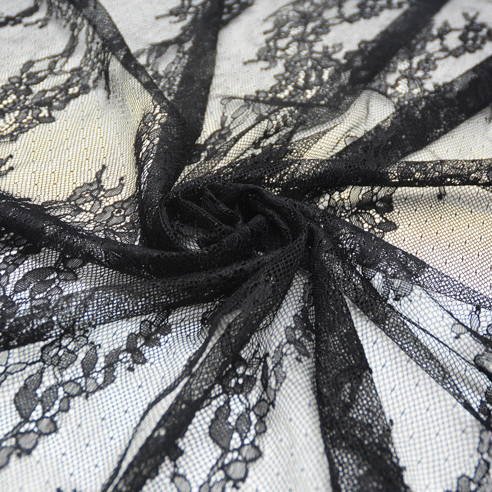 Scallop Edge Floral Lace