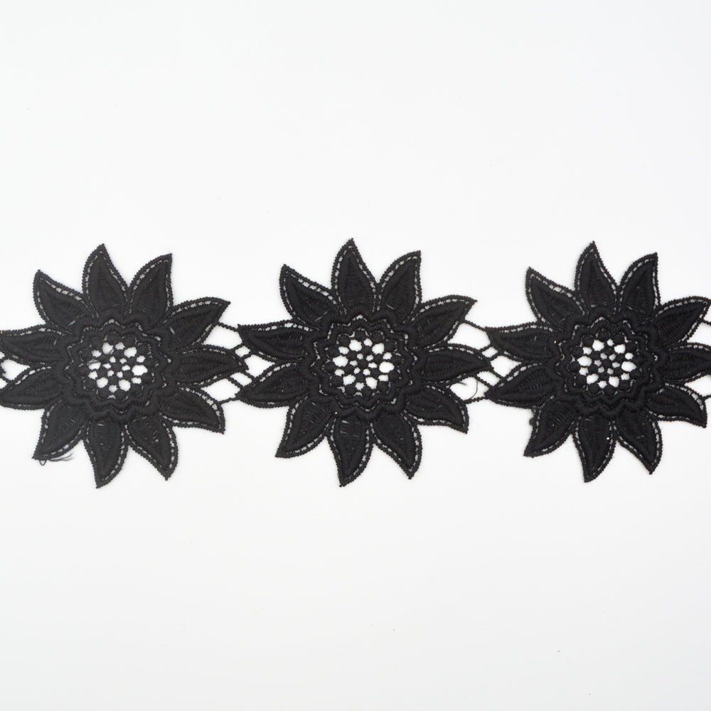 Pointed Petal Lace Trim