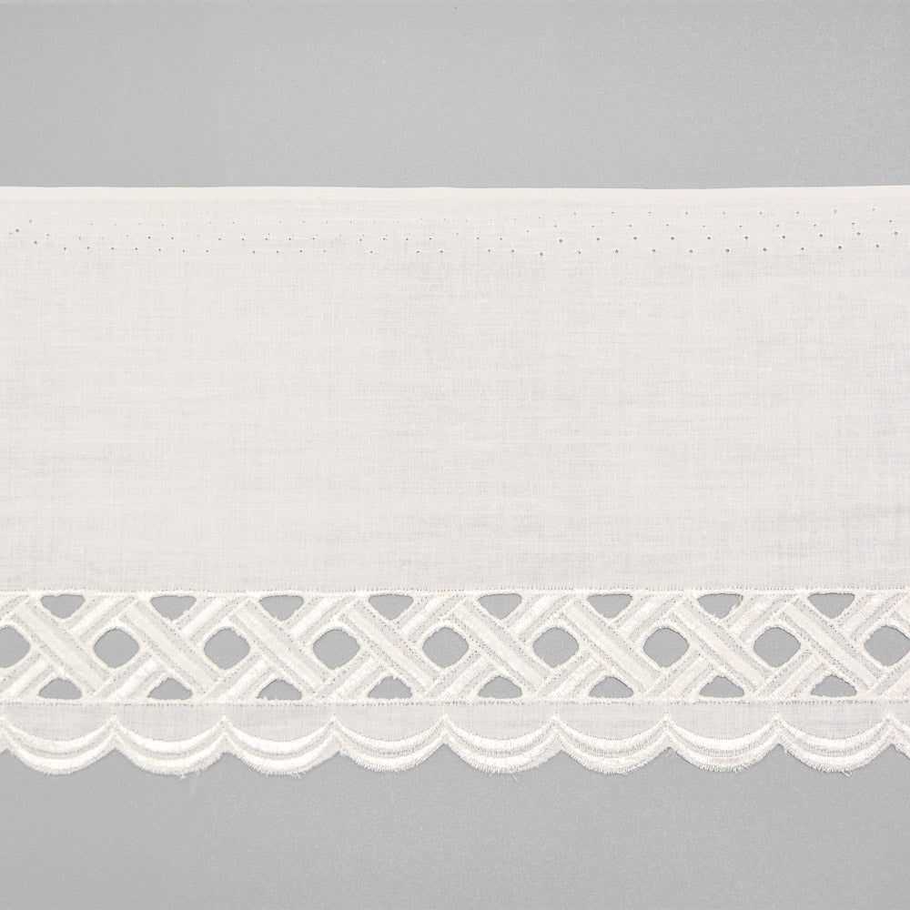 Cut-Out Scallop Cotton Broderie Trim