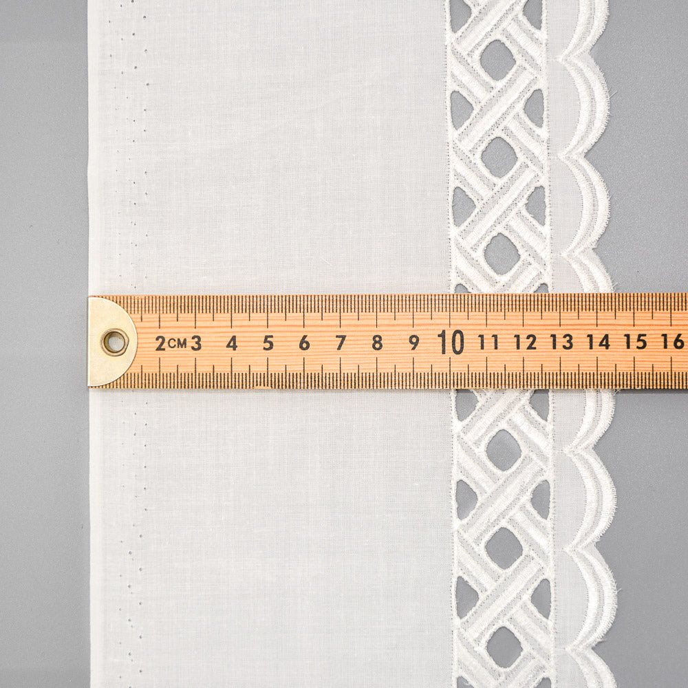 Cut-Out Scallop Cotton Broderie Trim