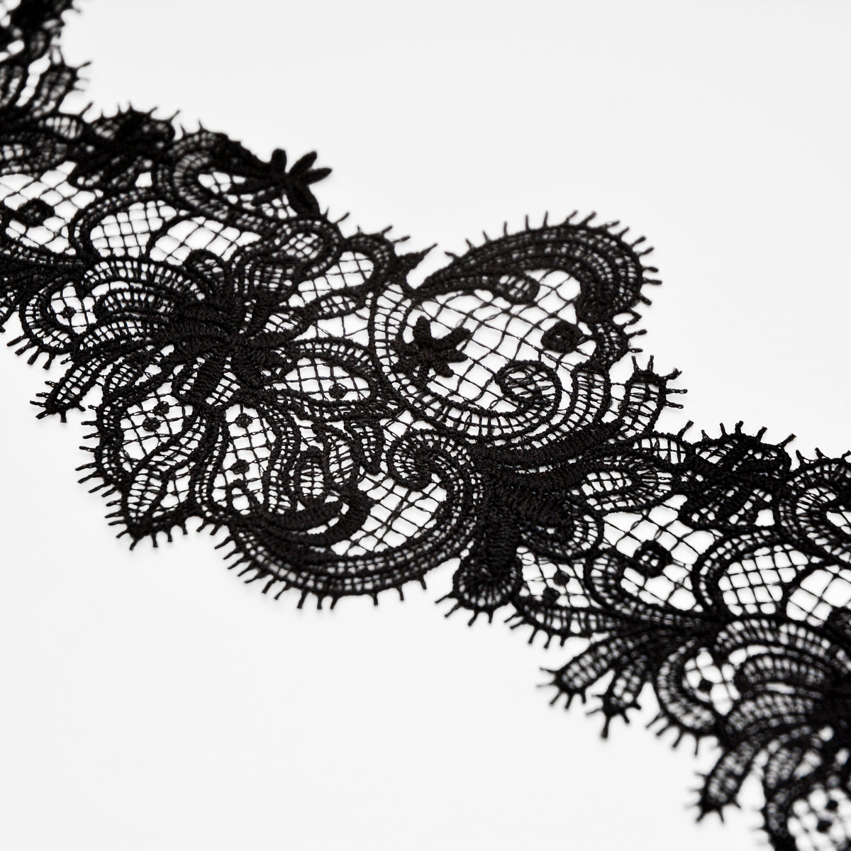Annabel Knitted Lace Trim