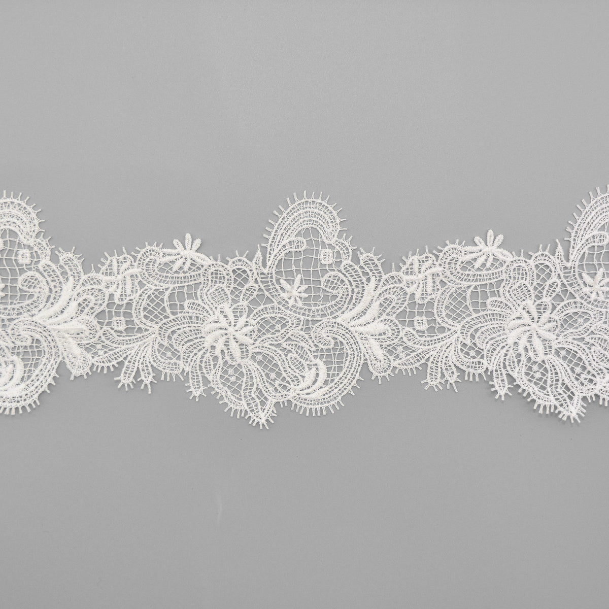 Annabel Knitted Lace Trim