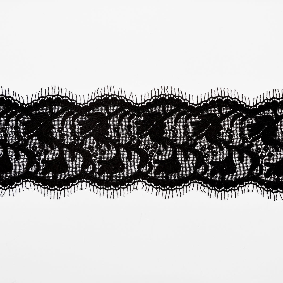 Alex Knitted Eyelash Trim