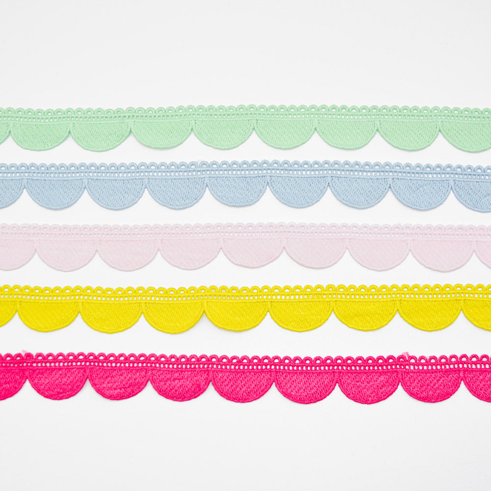 Scallop Border Lace Trim