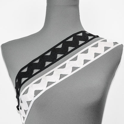 Winding Path Lace Trim