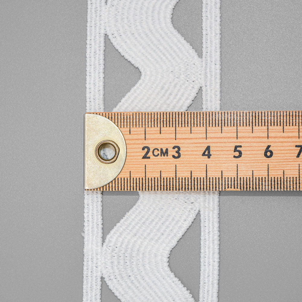 Winding Path Lace Trim