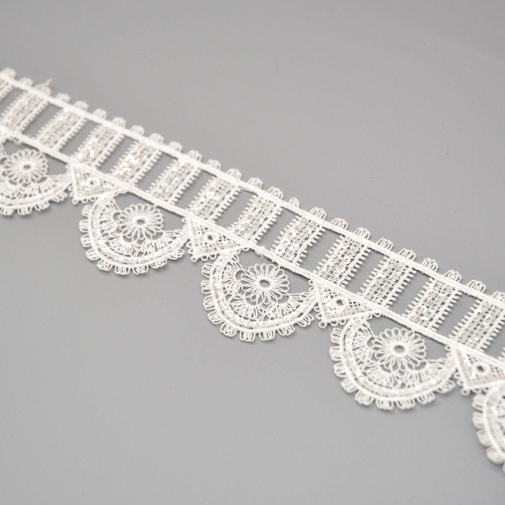 Shine Scallop Lace Sequin Trim