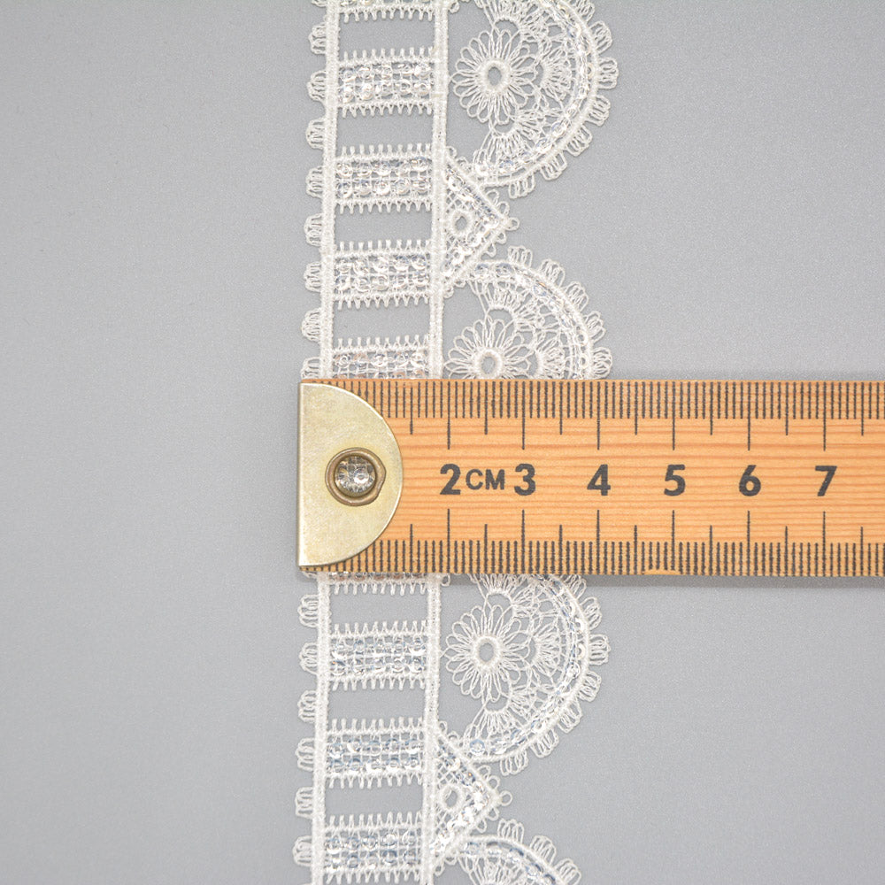 Shine Scallop Lace Sequin Trim