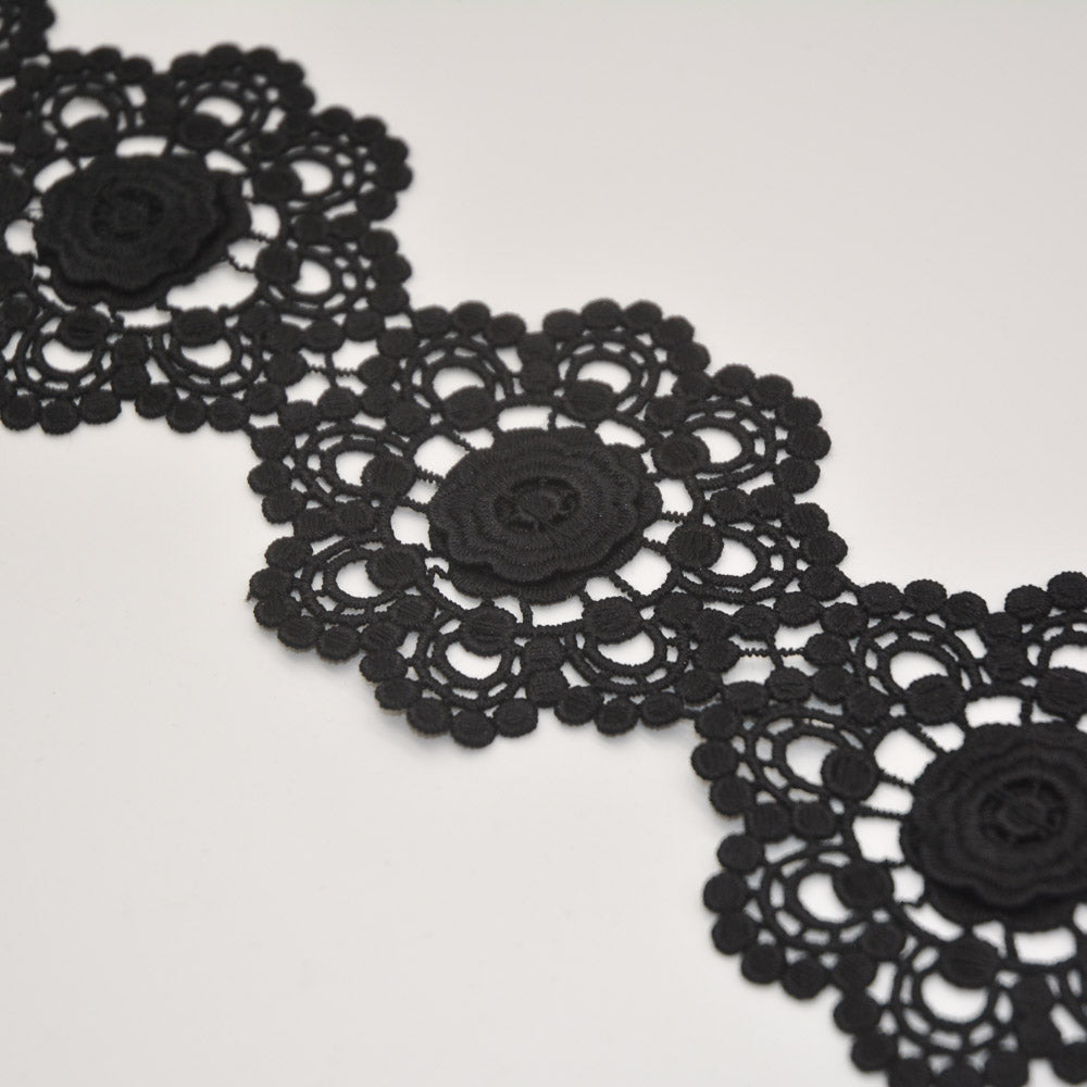 Flora Lace Trim