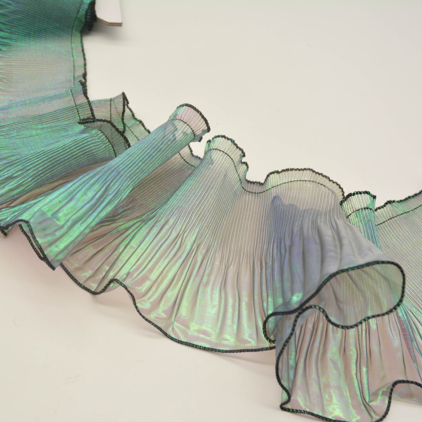 Frilly Lurex Pleated Chiffon Trim