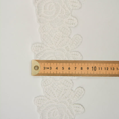 Rosie Lace Trim