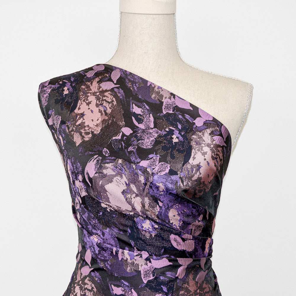 Loz Jacquard Brocade Woven