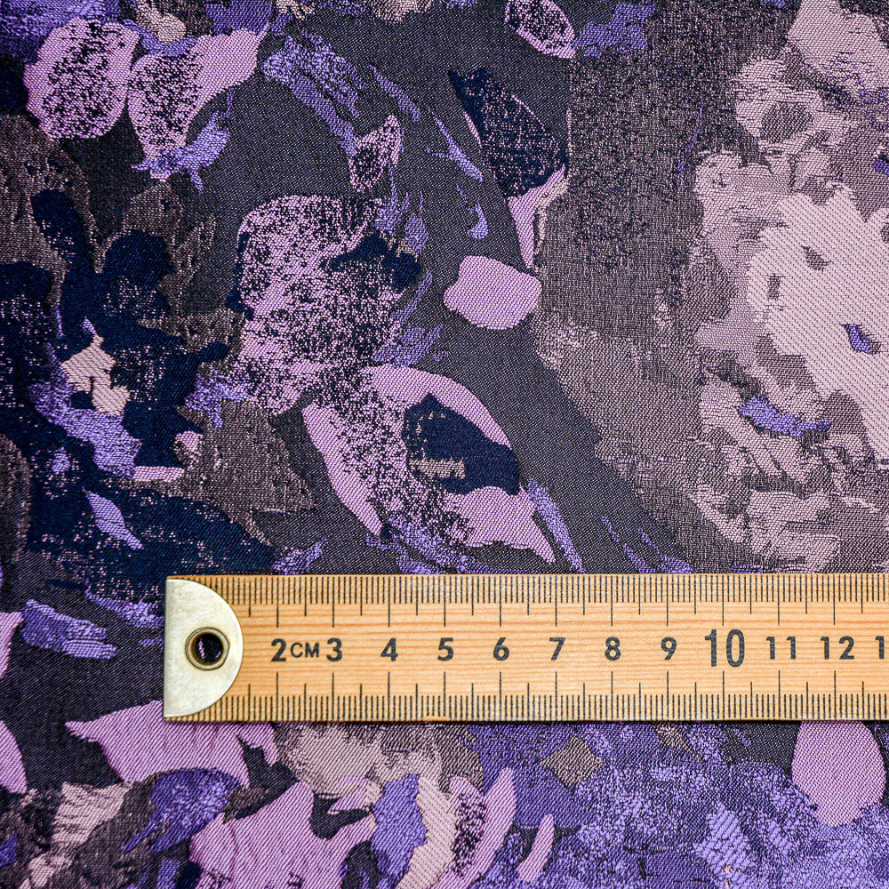 Loz Jacquard Brocade Woven